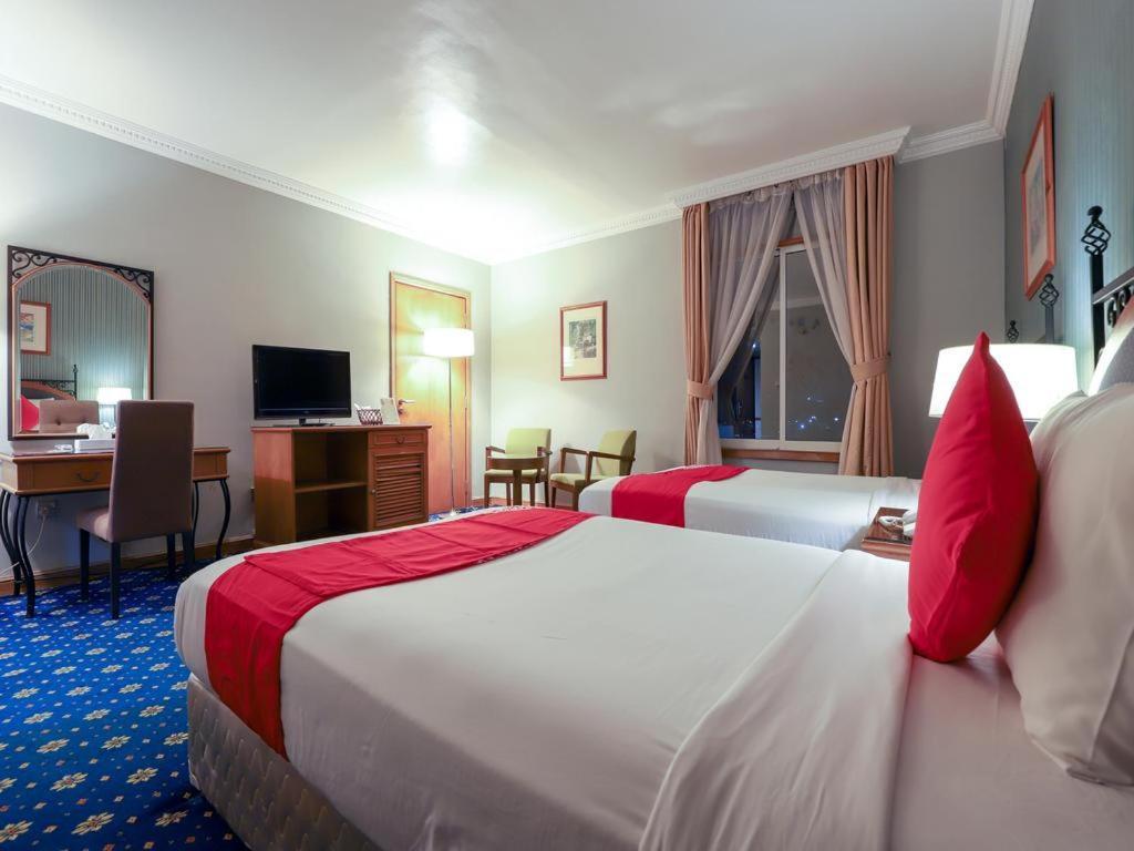 City Plaza Hotel Φουτζάυρα Εξωτερικό φωτογραφία