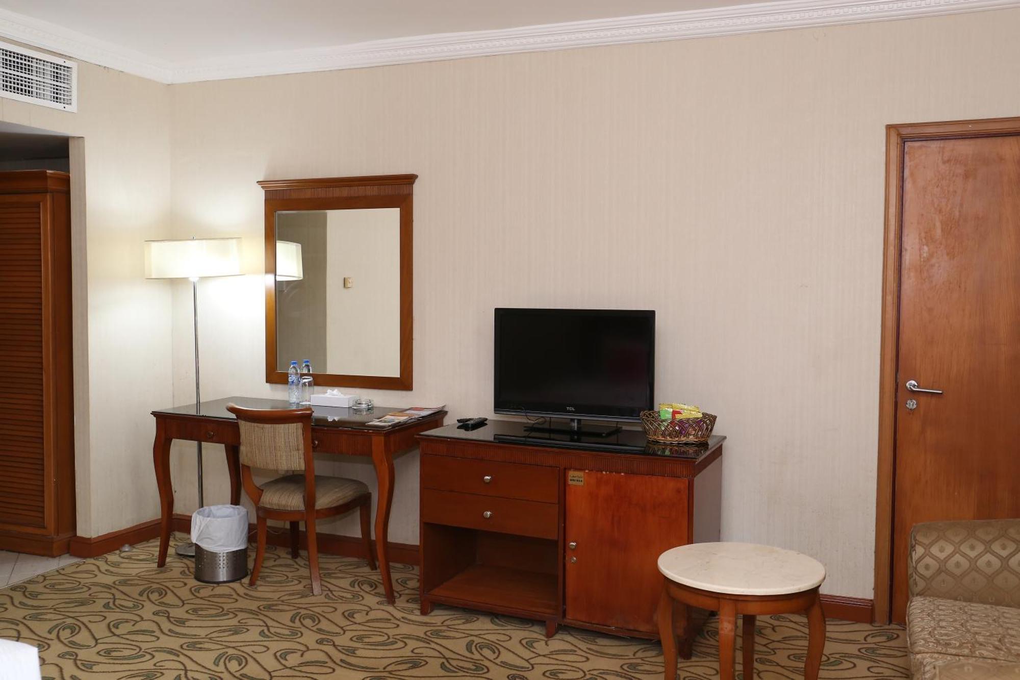 City Plaza Hotel Φουτζάυρα Εξωτερικό φωτογραφία