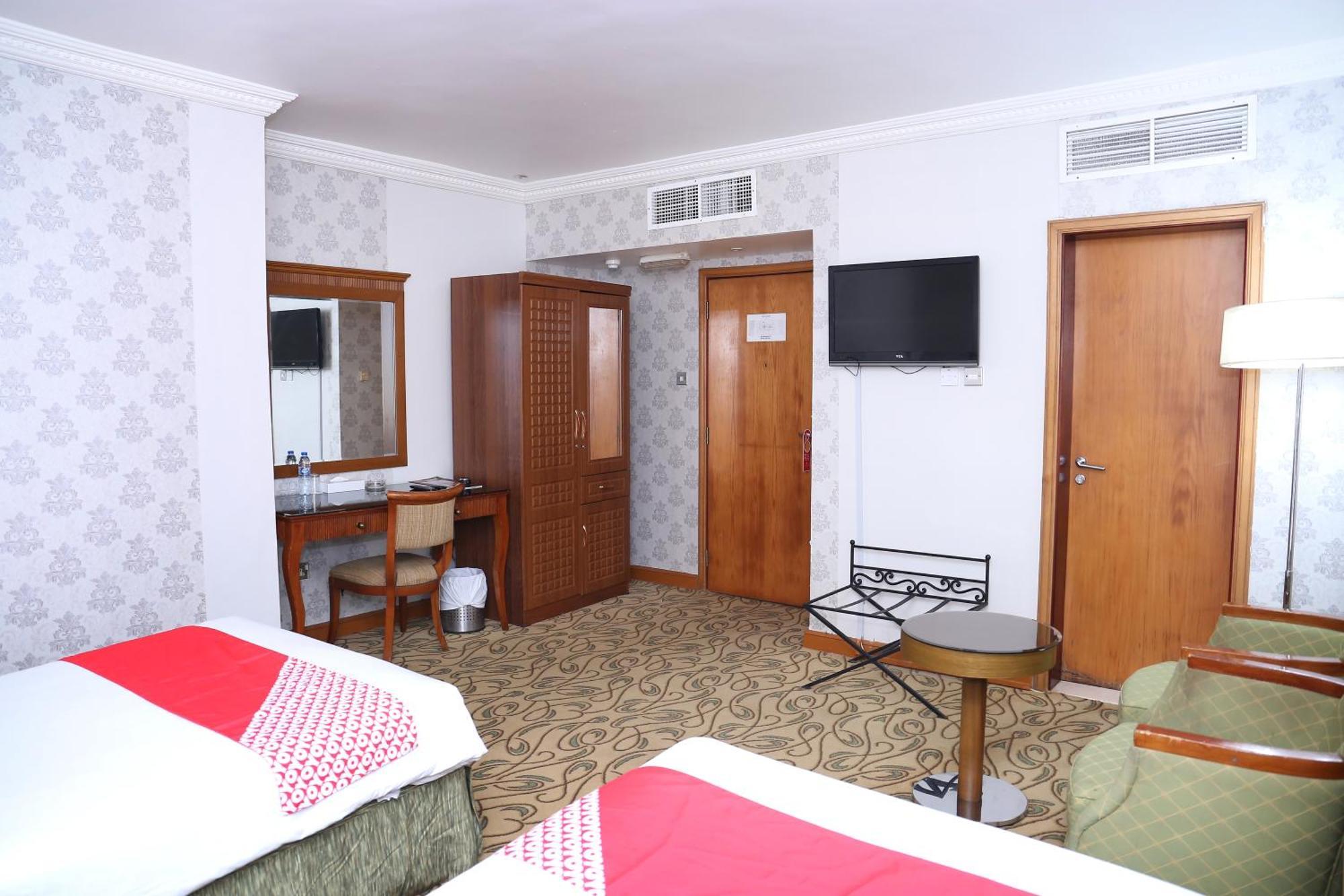 City Plaza Hotel Φουτζάυρα Εξωτερικό φωτογραφία