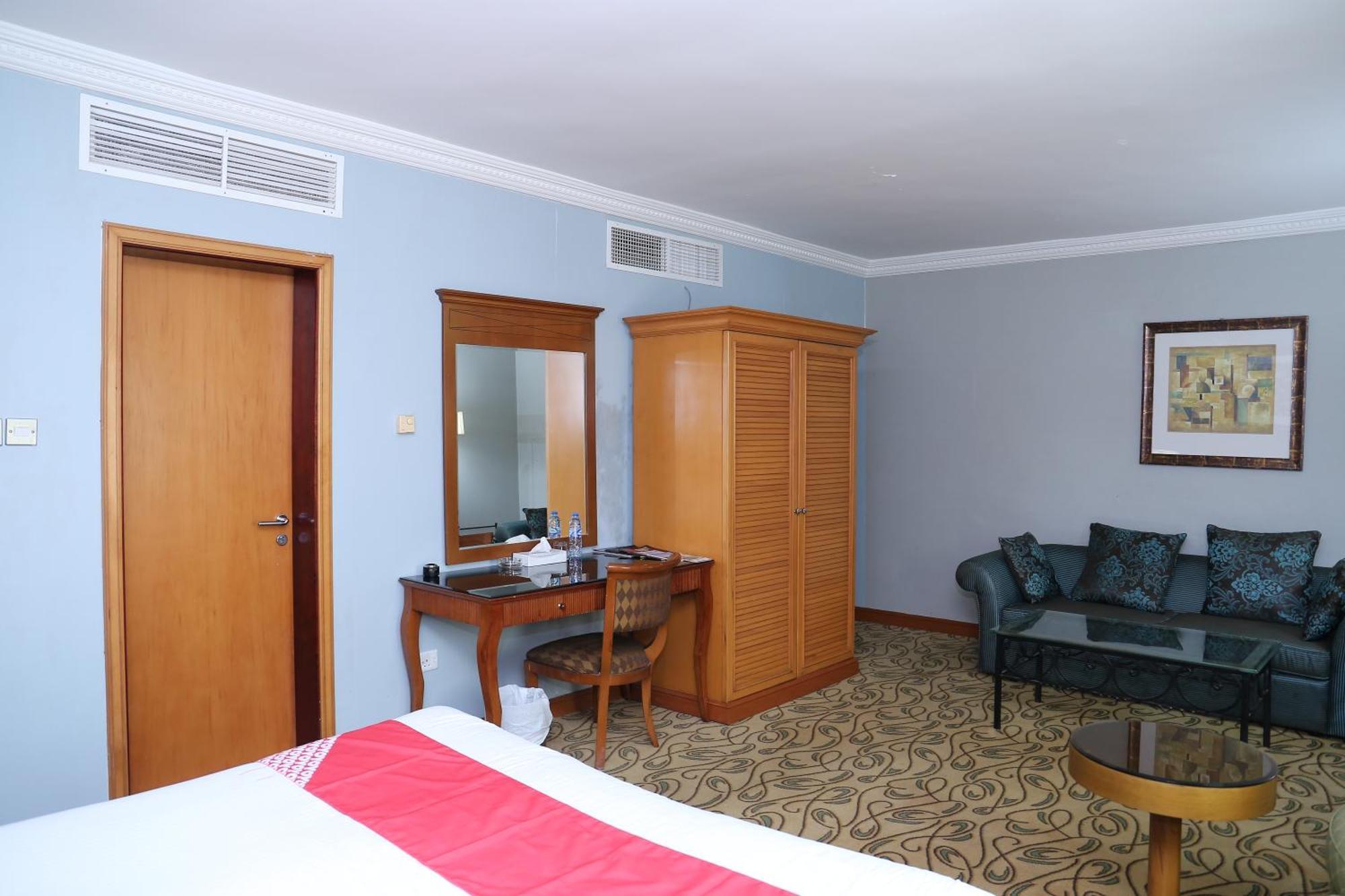 City Plaza Hotel Φουτζάυρα Εξωτερικό φωτογραφία